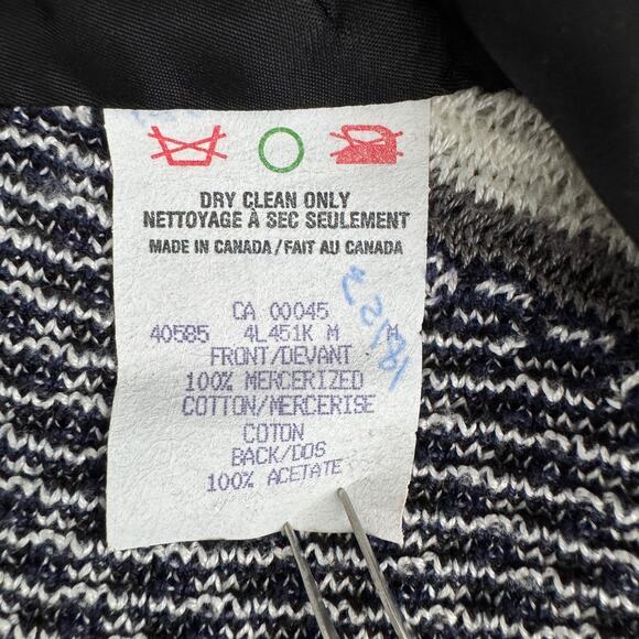 VTG 90s TUNDRA CANADA Sweater Vest 3D Textured Mens Size M - Picture 9 of 9